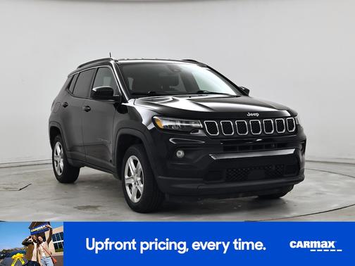 Black 2023 Jeep Compass Latitude