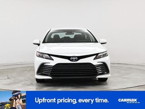 2022 Toyota Camry Hybrid LE