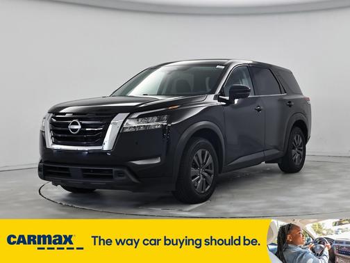 2022 Nissan Pathfinder S