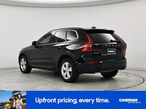 2022 Volvo XC60 B5 Momentum