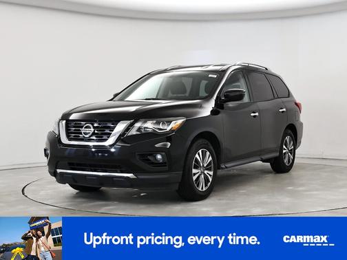 2017 Nissan Pathfinder SV