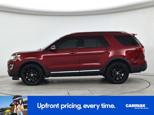 Red 2017 Ford Explorer XLT