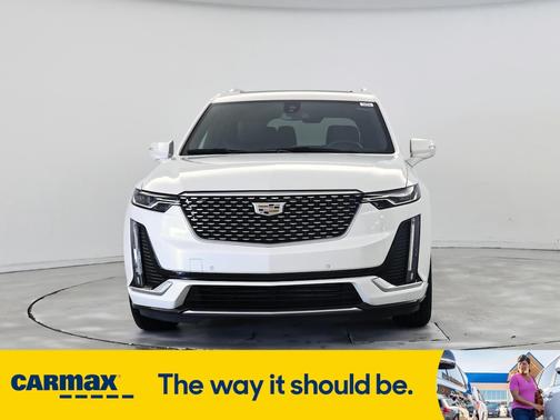 2022 Cadillac XT6 Luxury