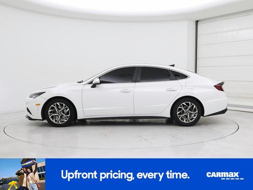 2022 Hyundai SONATA SEL