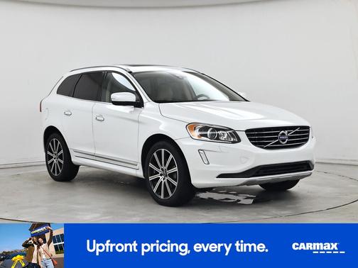 White 2017 Volvo XC60 T6 Inscription
