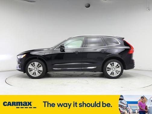 2022 Volvo XC60 Recharge Plug-In Hybrid T8 Inscription