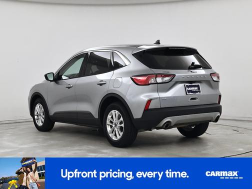 Silver 2022 Ford Escape SE