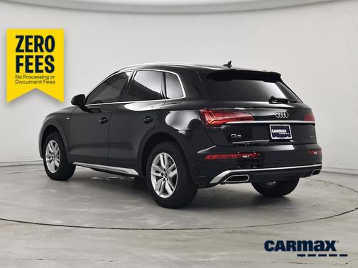 Black 2023 Audi Q5 S-Line Premium