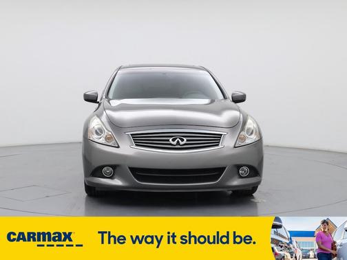 2015 INFINITI Q40