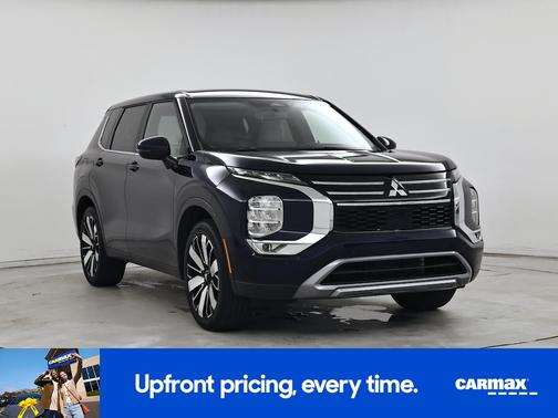Blue 2025 Mitsubishi Outlander SE