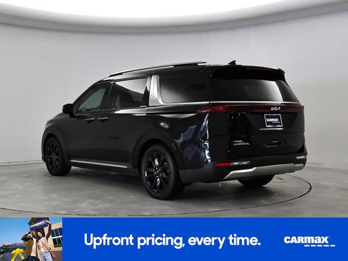2024 Kia Carnival SX