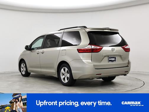 2017 Toyota Sienna LE