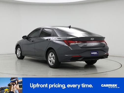 2023 Hyundai ELANTRA SE