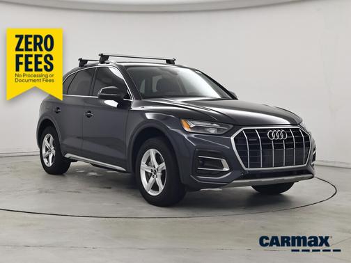 Gray 2024 Audi Q5 Premium