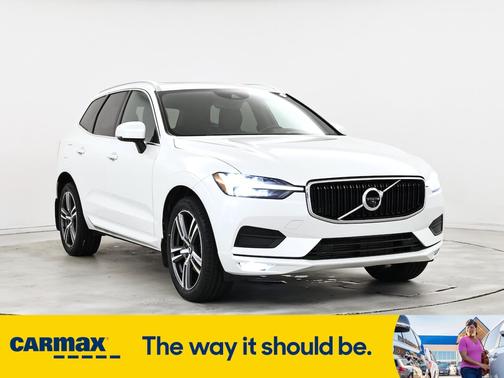 2021 Volvo XC60 T5 Momentum