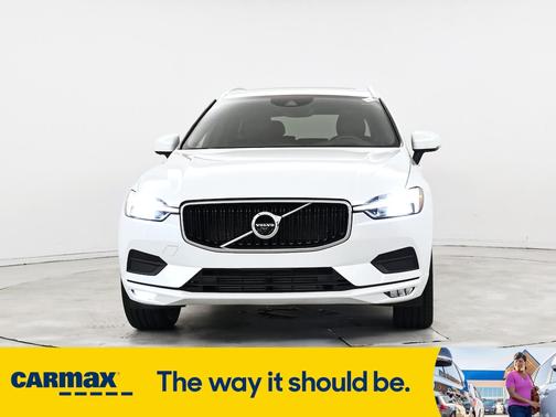 2021 Volvo XC60 T5 Momentum