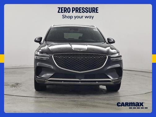 Gray 2023 Genesis GV70