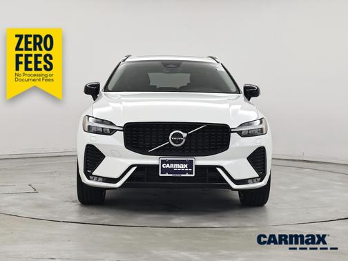 White 2023 Volvo XC60 B5 Plus Dark Theme