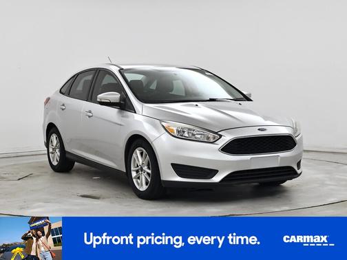 Silver 2017 Ford Focus SE