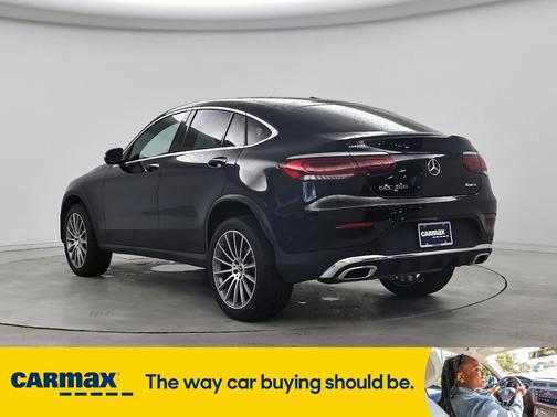 2022 Mercedes-Benz GLC 300