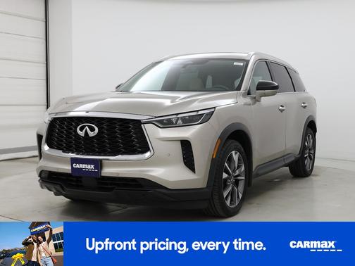 Gold 2023 INFINITI QX60 Luxe