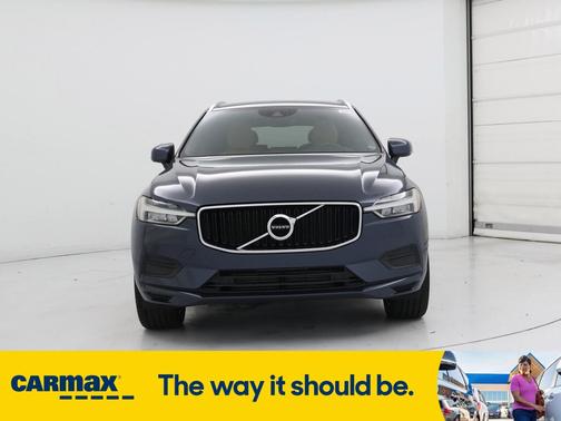 2020 Volvo XC60 T5 Momentum