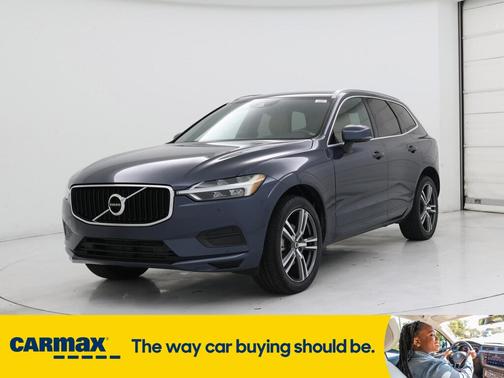 2020 Volvo XC60 T5 Momentum