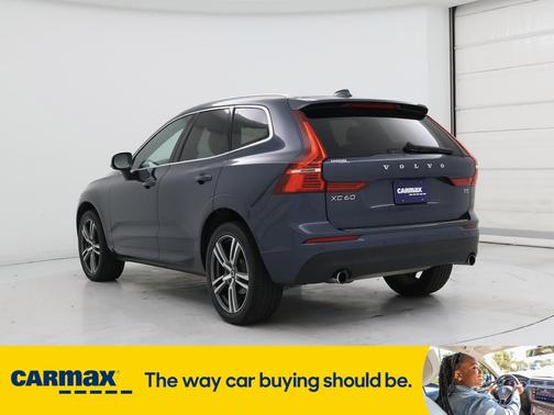 2020 Volvo XC60 T5 Momentum