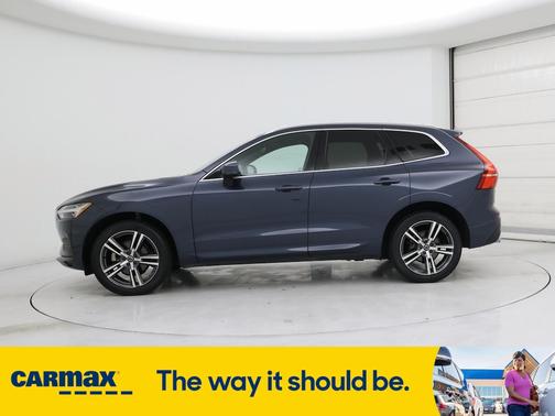 2020 Volvo XC60 T5 Momentum