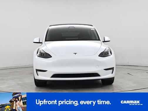 White 2024 Tesla Model Y Long Range