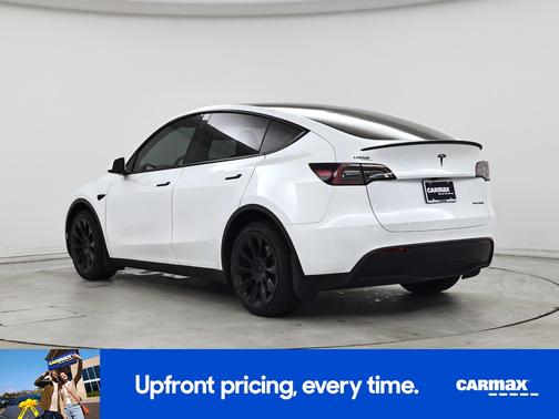 White 2024 Tesla Model Y Long Range