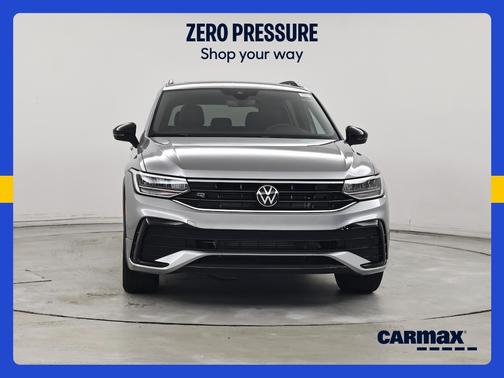 Silver 2024 Volkswagen Tiguan SE R-Line Black