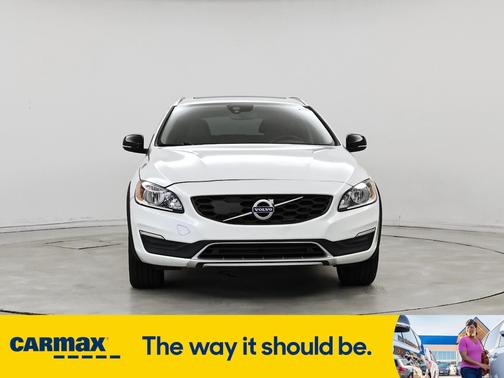 2017 Volvo V60 Cross Country T5