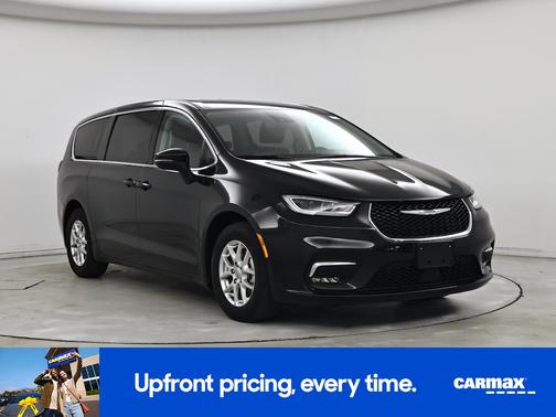 Black 2023 Chrysler Pacifica Touring L
