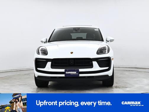 White 2023 Porsche Macan
