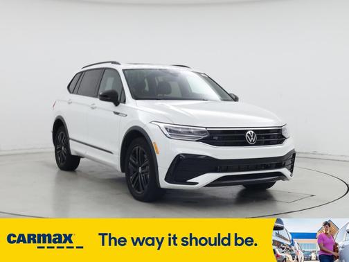 2022 Volkswagen Tiguan SE R-Line Black