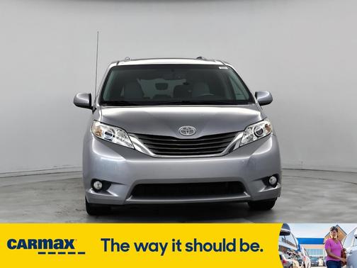 2013 Toyota Sienna XLE