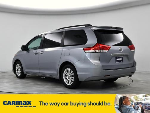 2013 Toyota Sienna XLE