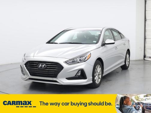 2019 Hyundai SONATA SE