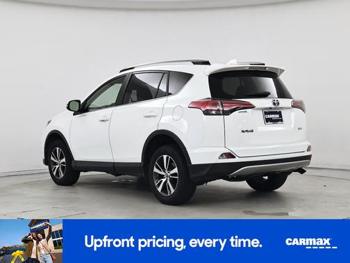 White 2018 Toyota RAV4 XLE