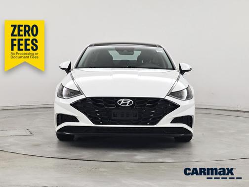 White 2022 Hyundai SONATA SE