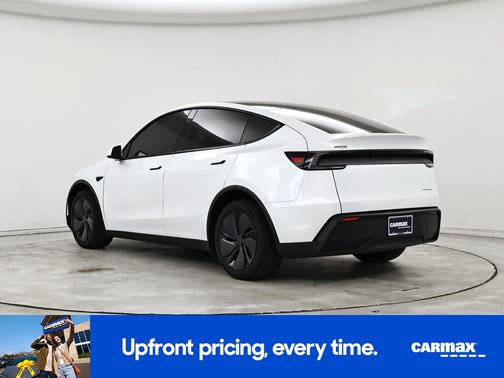 2026 Tesla Model Y Long Range