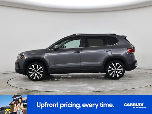 Gray 2022 Volkswagen Taos SE