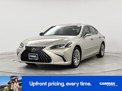 2023 Lexus ES 300h Ultra Luxury