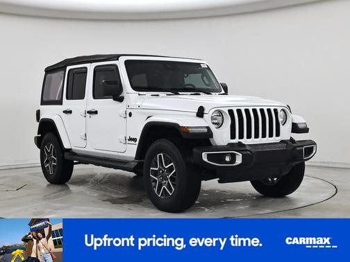 White 2025 Jeep Wrangler Sahara