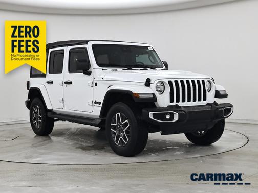 White 2025 Jeep Wrangler Sahara