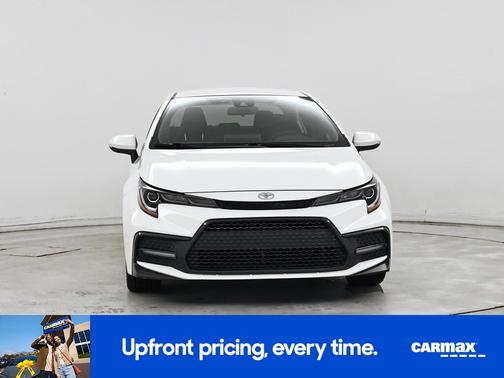 White 2020 Toyota Corolla SE