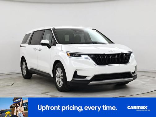 White 2022 Kia Carnival LX
