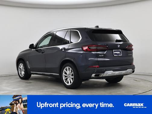 Gray 2020 BMW X5 sDrive40i