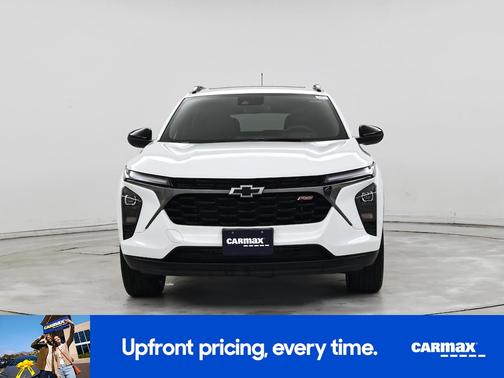 White 2025 Chevrolet Trax 2RS